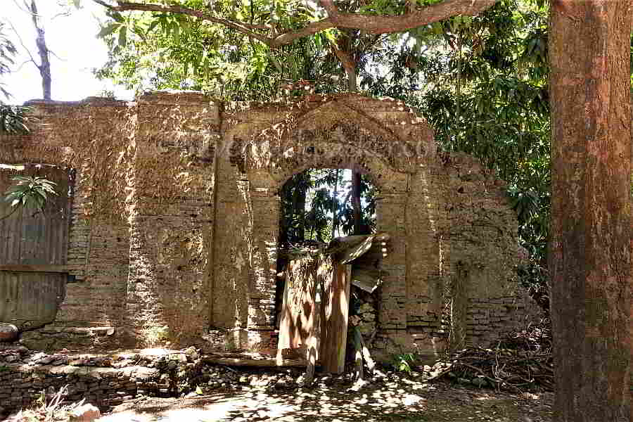 front view ruins bringas ancestral house cultural property of pidigan