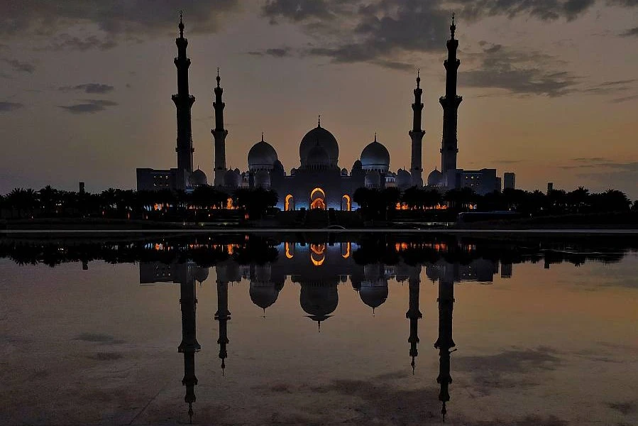 Sheikh Zayed Grand Mosque Abu-Dhabi
